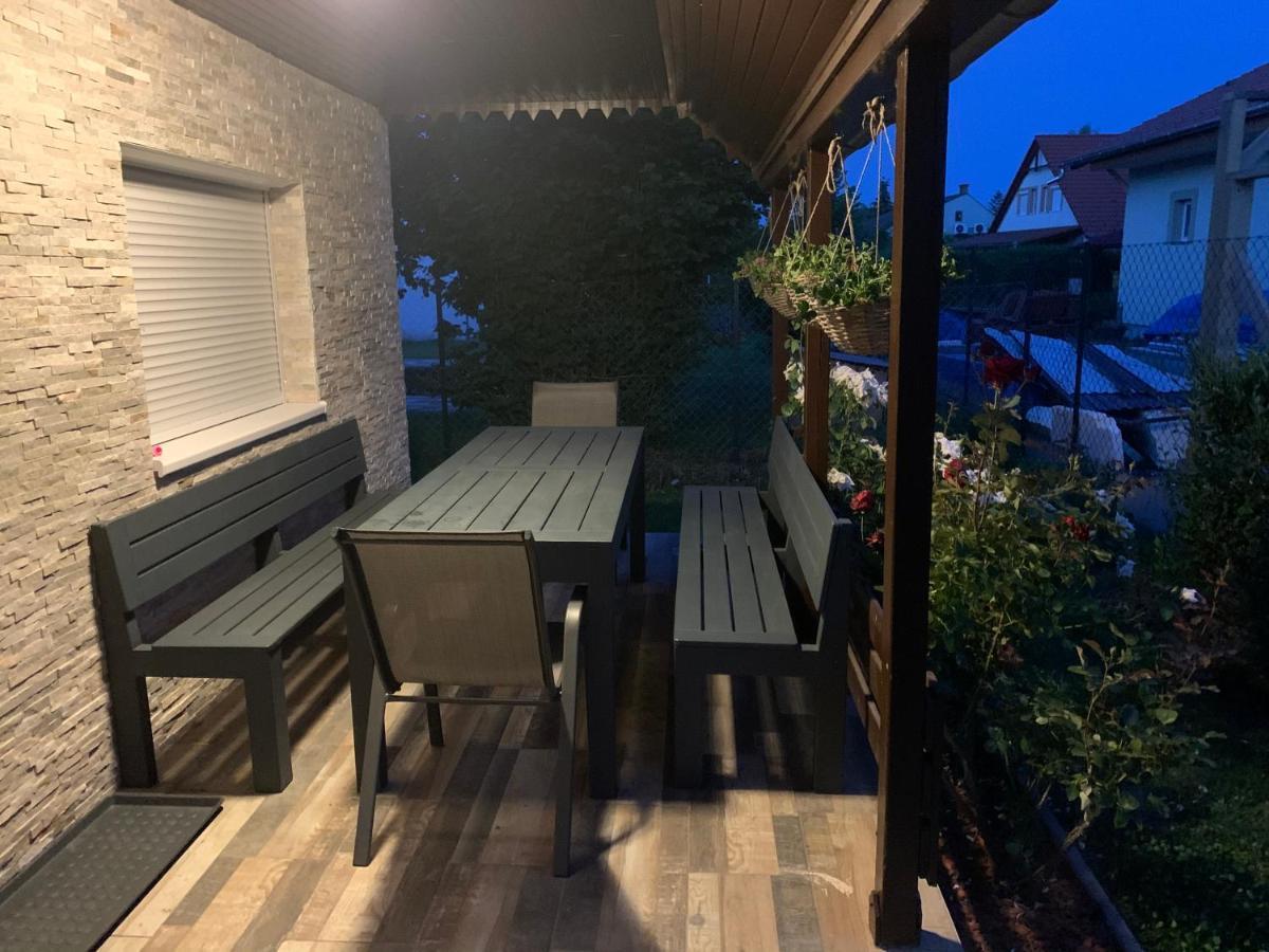 Balatonmariafuerdo Nyaralo Villa Bagian luar foto